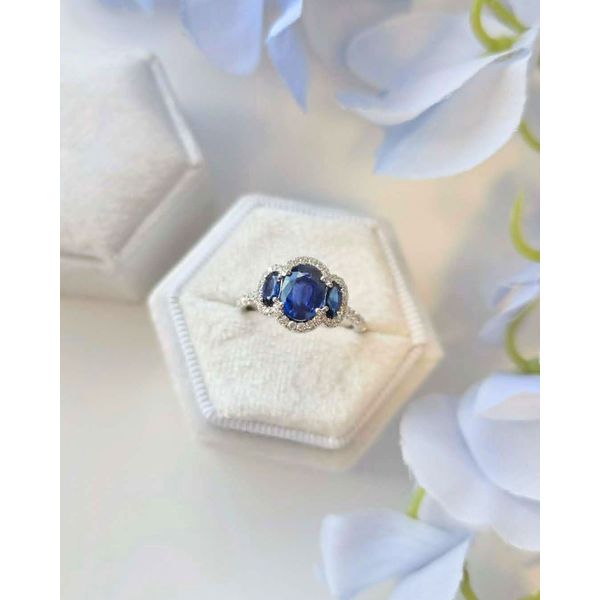 Uneek Precious Collection Three-Stone Oval Shaped Blue Sapphire Ring Image 4 Victoria Jewellers REGINA, SK