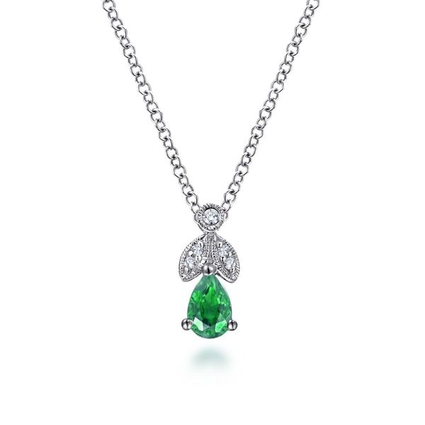 Ermerald and Diamond Pendant Victoria Jewellers REGINA, SK