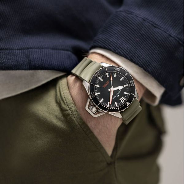 Hamilton Khaki Navy Frogman Automatic Watch Image 3 Victoria Jewellers REGINA, SK