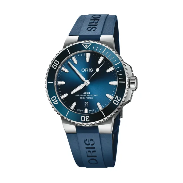 Aquis Date 41.50mm Victoria Jewellers REGINA, SK