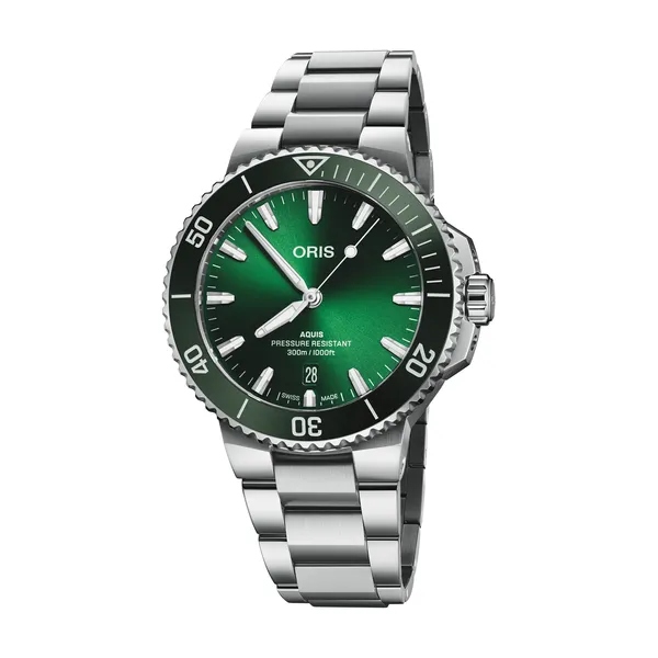 Aquis Date 41.50mm Victoria Jewellers REGINA, SK