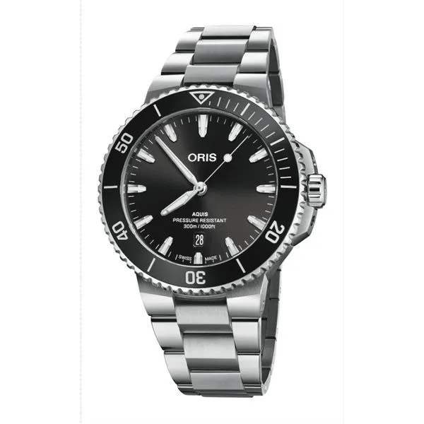 Aquis Date 43.50mm Victoria Jewellers REGINA, SK