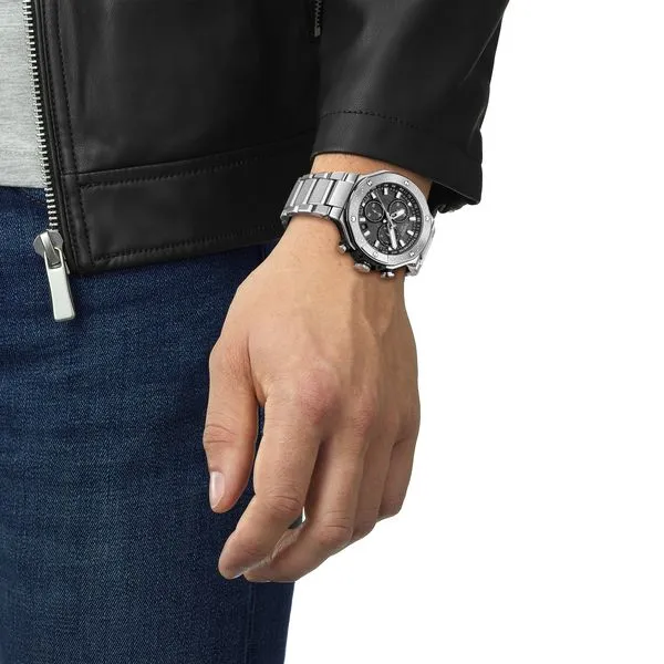 Men's Watch Image 2 Victoria Jewellers REGINA, SK
