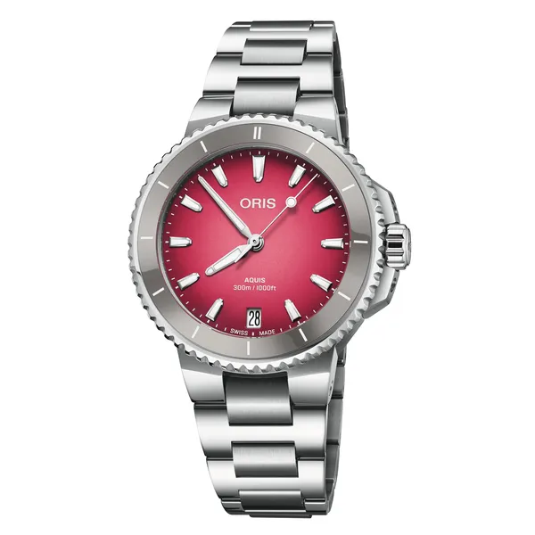 Aquis Date 36.50mm Victoria Jewellers REGINA, SK