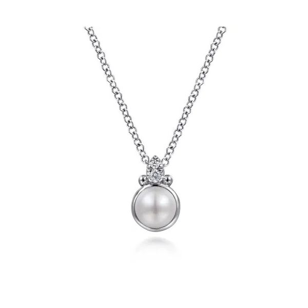 Silver Pearl & Diamond Pendant Victoria Jewellers REGINA, SK