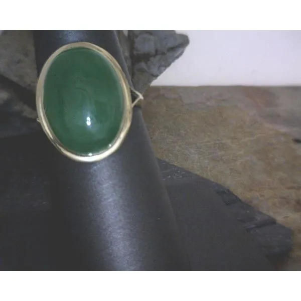 14ktyg Jade Oval Ring Size 7 Vulcan's Forge LLC KANSAS CITY, MO