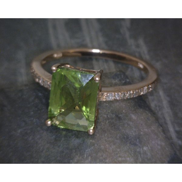 14KRG Faceted Peridot With Accent Dia .10CTW Vulcan's Forge LLC Kansas City, MO