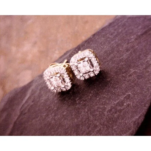 Diamond Gold Studs Vulcan's Forge LLC KANSAS CITY, MO