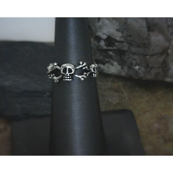 Sterling Skull and Crossbones Band Size 7 Vulcan's Forge LLC Kansas City, MO
