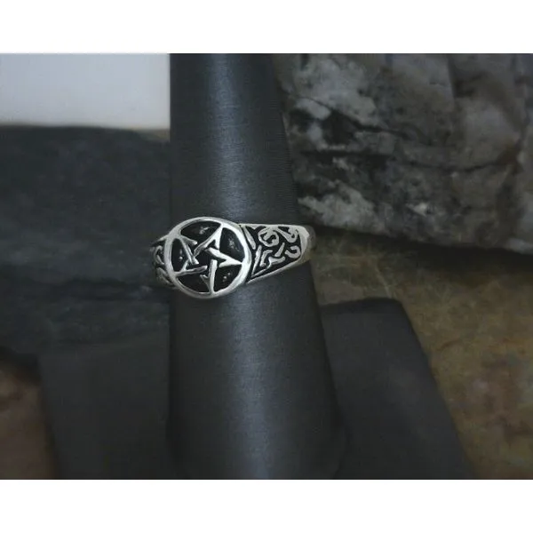 Sterling Pentacle with Side Detail Ring Size 9 Vulcan's Forge LLC Kansas City, MO