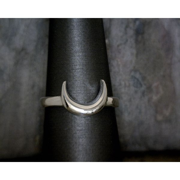 Sterling Crescent Moon Ring Size 8 Vulcan's Forge LLC Kansas City, MO