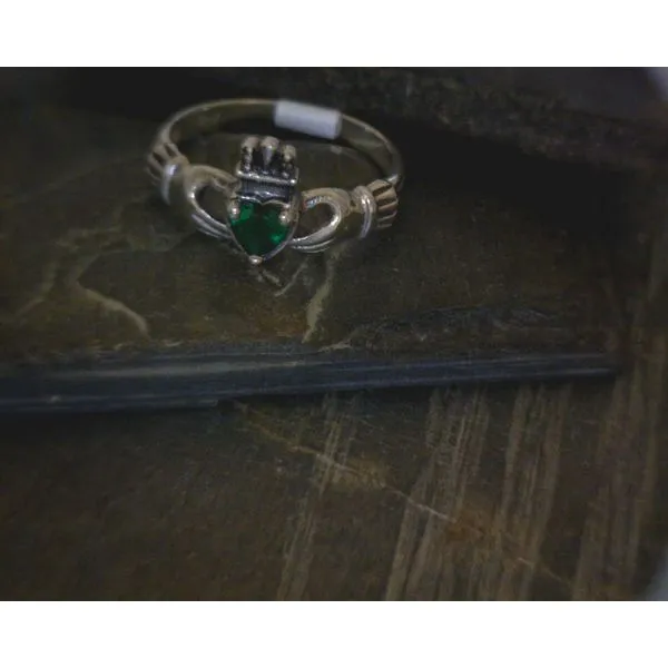 Ss Claddagh W Green Stone Ring Vulcan's Forge LLC KANSAS CITY, MO
