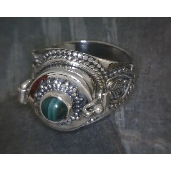 SS Cab Malachite Vintage Style Poison Ring Vulcan's Forge LLC Kansas City, MO