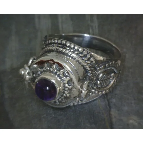 SS Cab Amethyst Vintage Style Poison Ring Vulcan's Forge LLC Kansas City, MO