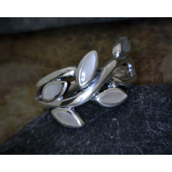 Sterling Mother of Pearl Leaf Ring Vulcan's Forge LLC Kansas City, MO
