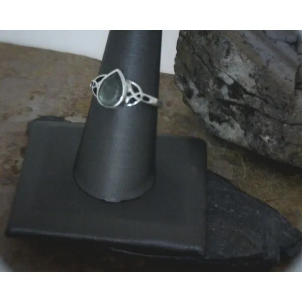 Sterling Teardrop Labradorite Celtic Sides Ring Size 6 Vulcan's Forge LLC Kansas City, MO