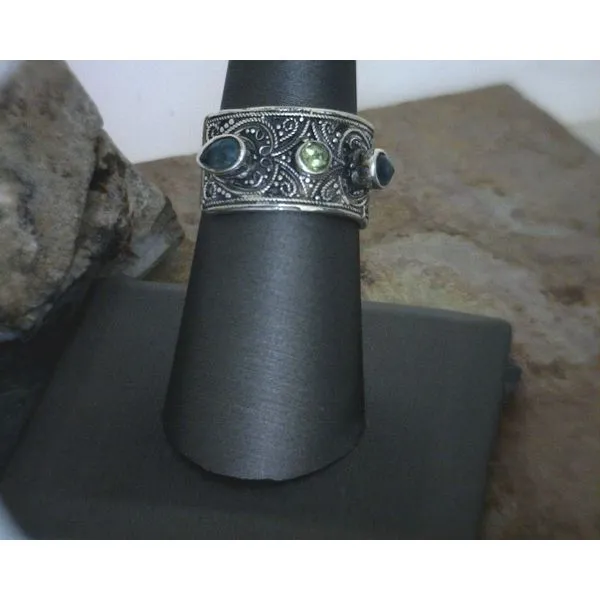Sterling Tri Stone Emerald and Peridot Ring Size 9 Vulcan's Forge LLC Kansas City, MO