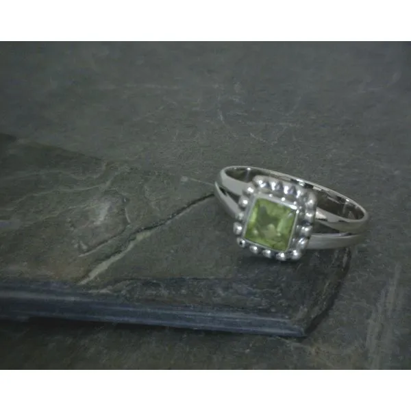 SS BZ Square Peridot W/ Bead & Split Band Sz6 Vulcan's Forge LLC KANSAS CITY, MO