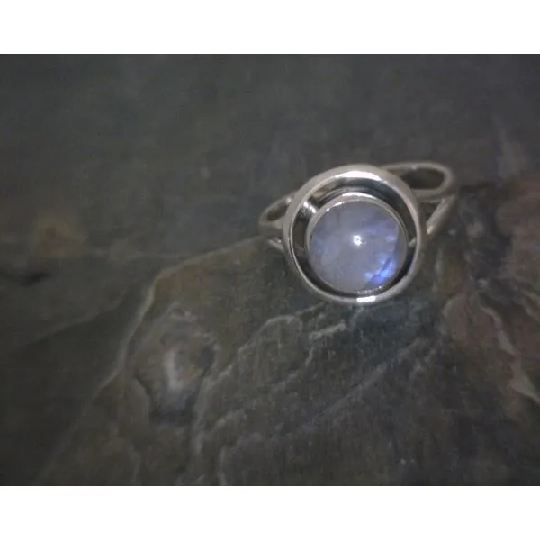 SS BZ Circle Cab Moonstone W/ Split Band SZ3.5 Vulcan's Forge LLC KANSAS CITY, MO