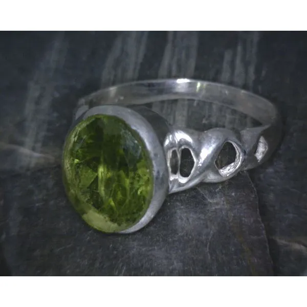 SS Oval Peridot Bz Ring Vulcan's Forge LLC KANSAS CITY, MO