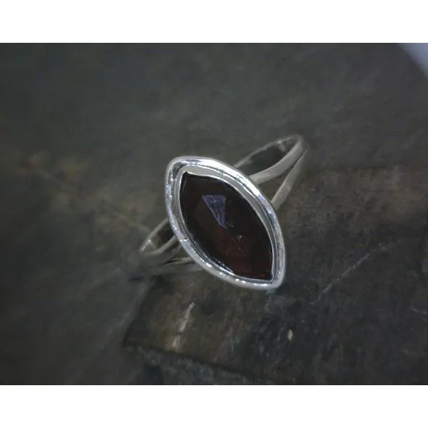 SS Marque Garnet W Split Band Vulcan's Forge LLC KANSAS CITY, MO