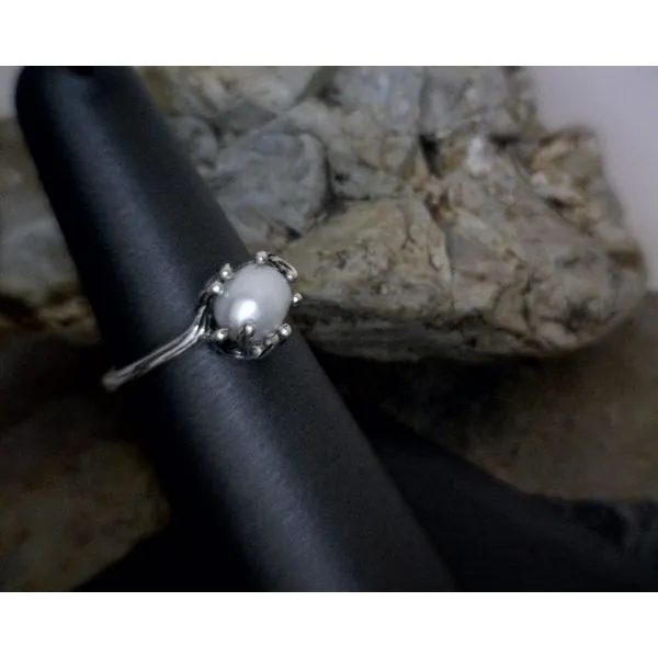 Ss Branch Holding  Pearl Ring Vulcan's Forge LLC KANSAS CITY, MO