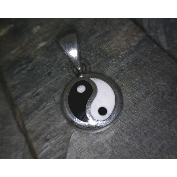 SS Small Yin Yang Epoxy Pendant Vulcan's Forge LLC KANSAS CITY, MO