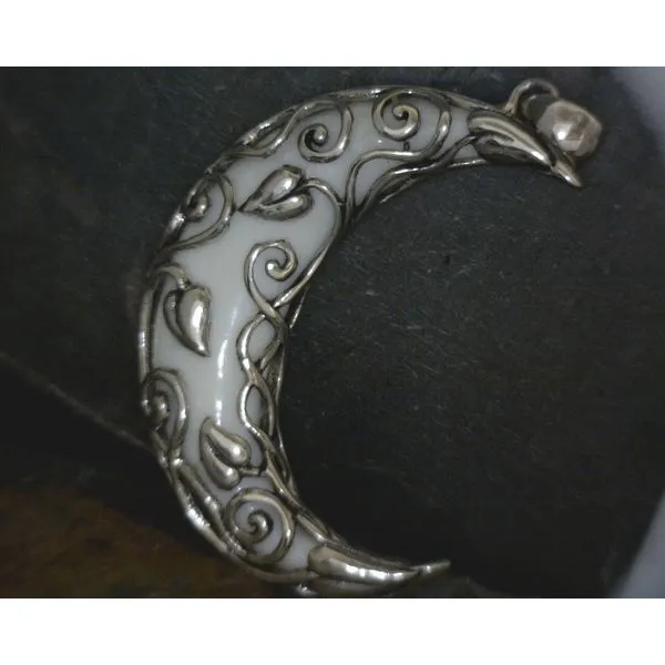 silver pendant  Vulcan's Forge LLC KANSAS CITY, MO