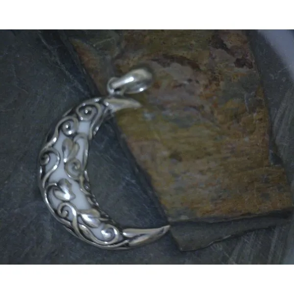 silver pendant  Vulcan's Forge LLC KANSAS CITY, MO