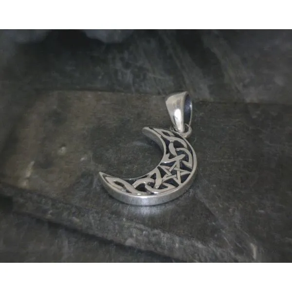 silver pendant  Vulcan's Forge LLC KANSAS CITY, MO