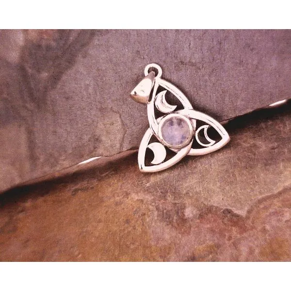 SS Celtic Knot with Black and White Moons Vulcan's Forge LLC KANSAS CITY, MO