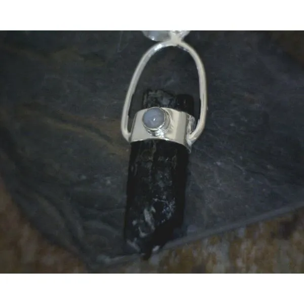 Silver Stone Pendant Vulcan's Forge LLC Kansas City, MO