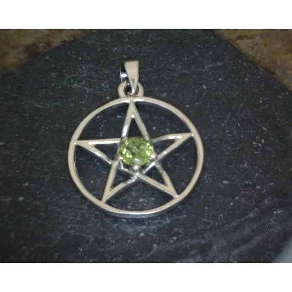 SS Pentacle W/ Peridot Vulcan's Forge LLC KANSAS CITY, MO