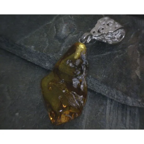 SS Freeform Amber W/ Scrollwork Bail Pendant Vulcan's Forge LLC KANSAS CITY, MO