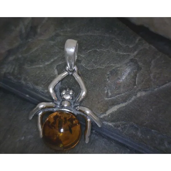 SS Spider W/ Amber Body Pendant Vulcan's Forge LLC KANSAS CITY, MO