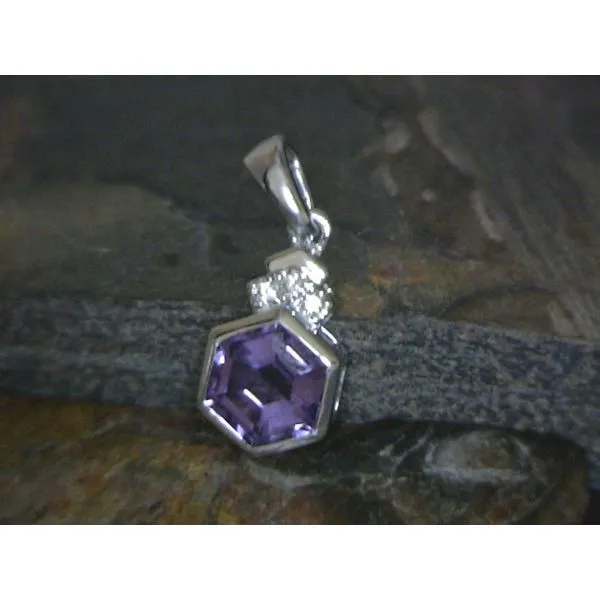 Silver Stone Pendant Vulcan's Forge LLC KANSAS CITY, MO
