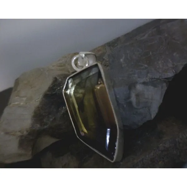 Silver Stone Pendant Vulcan's Forge LLC KANSAS CITY, MO
