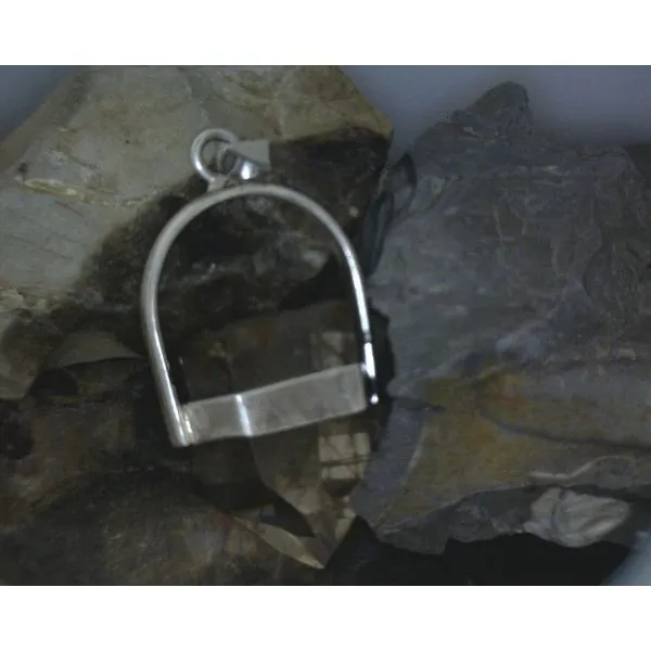 Silver Stone Pendant Vulcan's Forge LLC KANSAS CITY, MO