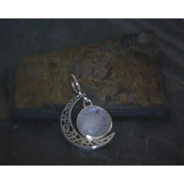Silver Stone Pendant Vulcan's Forge LLC KANSAS CITY, MO