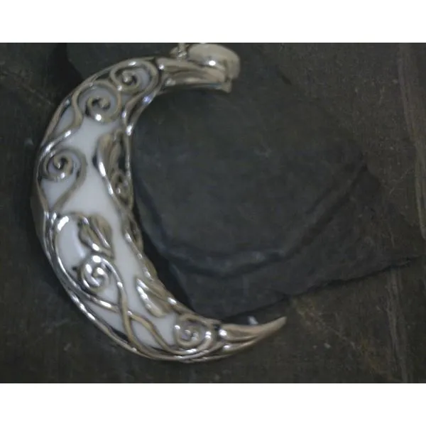 Silver Stone Pendant Vulcan's Forge LLC Kansas City, MO