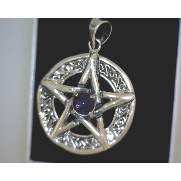 Silver Stone Pendant Vulcan's Forge LLC KANSAS CITY, MO
