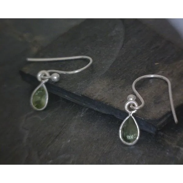 SS Teardrop Faceted Peridot Drop Earrings Vulcan's Forge LLC KANSAS CITY, MO