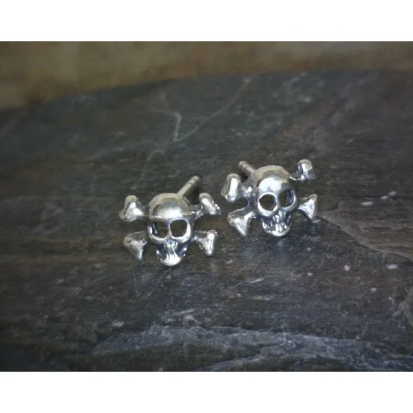 Sterling Skull & Crossbones Stud Vulcan's Forge LLC Kansas City, MO