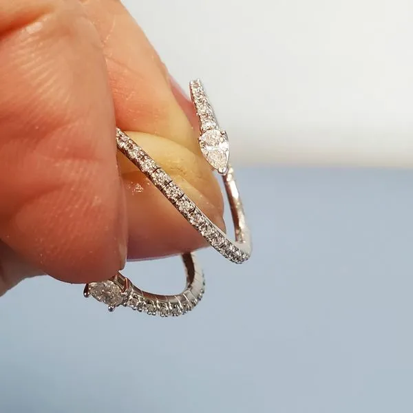 14k White Gold & Diamond Flexible Ring Image 3 Wallach Jewelry Designs Larchmont, NY