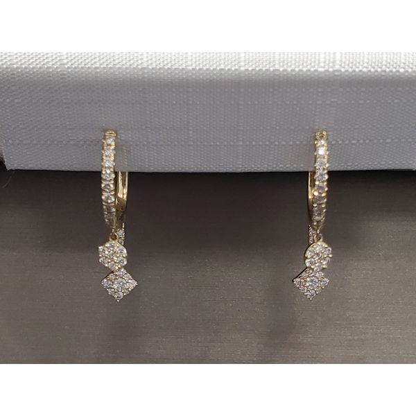 18k Yellow Gold & Diamond Dangles Earrings Wallach Jewelry Designs Larchmont, NY