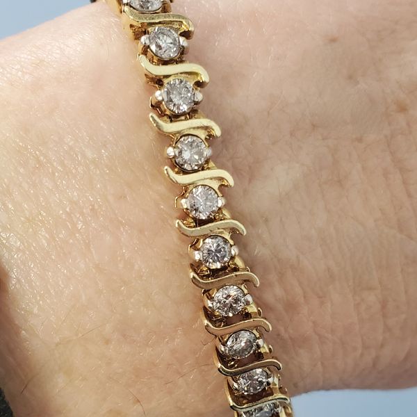 14k Yellow Gold S-style Tennis Bracelet Image 2 Wallach Jewelry Designs Larchmont, NY