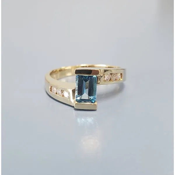 14k Yellow Gold Ring w/Emerald Cut Blue Topaz and Round Diamonds Image 2 Wallach Jewelry Designs Larchmont, NY