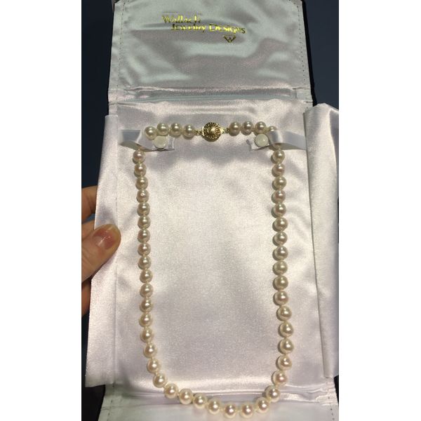 8.5-9mm Freshwater Pearls w/Gold Clasp Image 2 Wallach Jewelry Designs Larchmont, NY