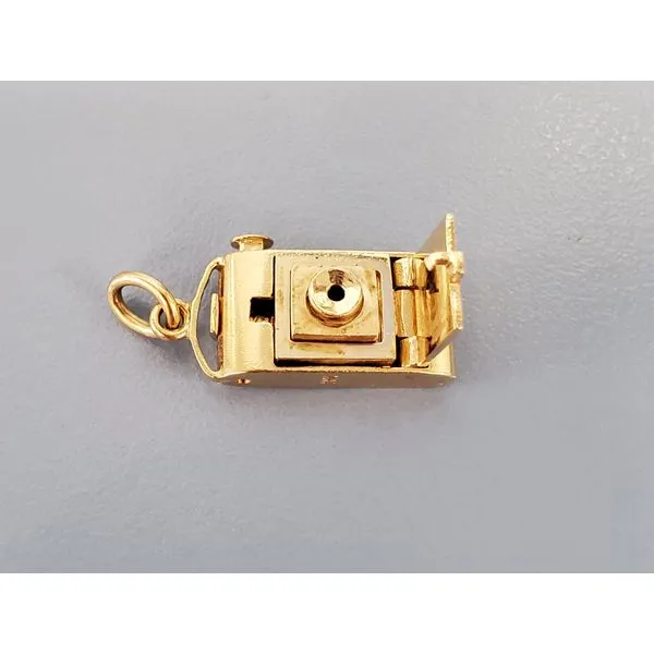 14k Yellow Gold Camera Charm/Pendant Wallach Jewelry Designs Larchmont, NY