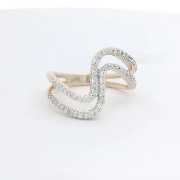 Yellow Gold Diamond Ring Ware's Jewelers Bradenton, FL